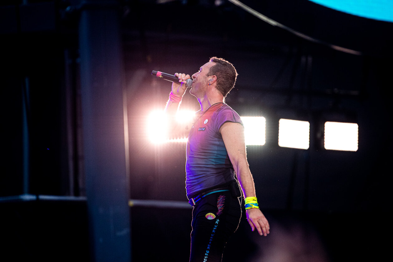 Coldplay auf Music Of The Spheres World Tour: das erste von drei Konzerten im Berliner Olympiastadion. – Live in Berlin.