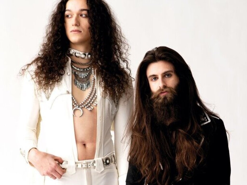 Crown Lands laut.de Band