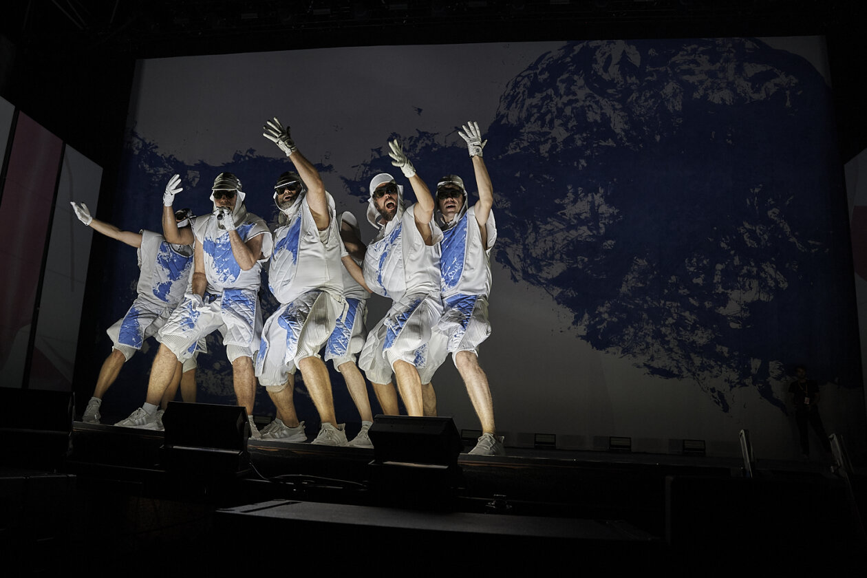  Deichkind – Deichkind 2022 live in Berlin (7/29) – Deichkind bei ihrem Illustration 