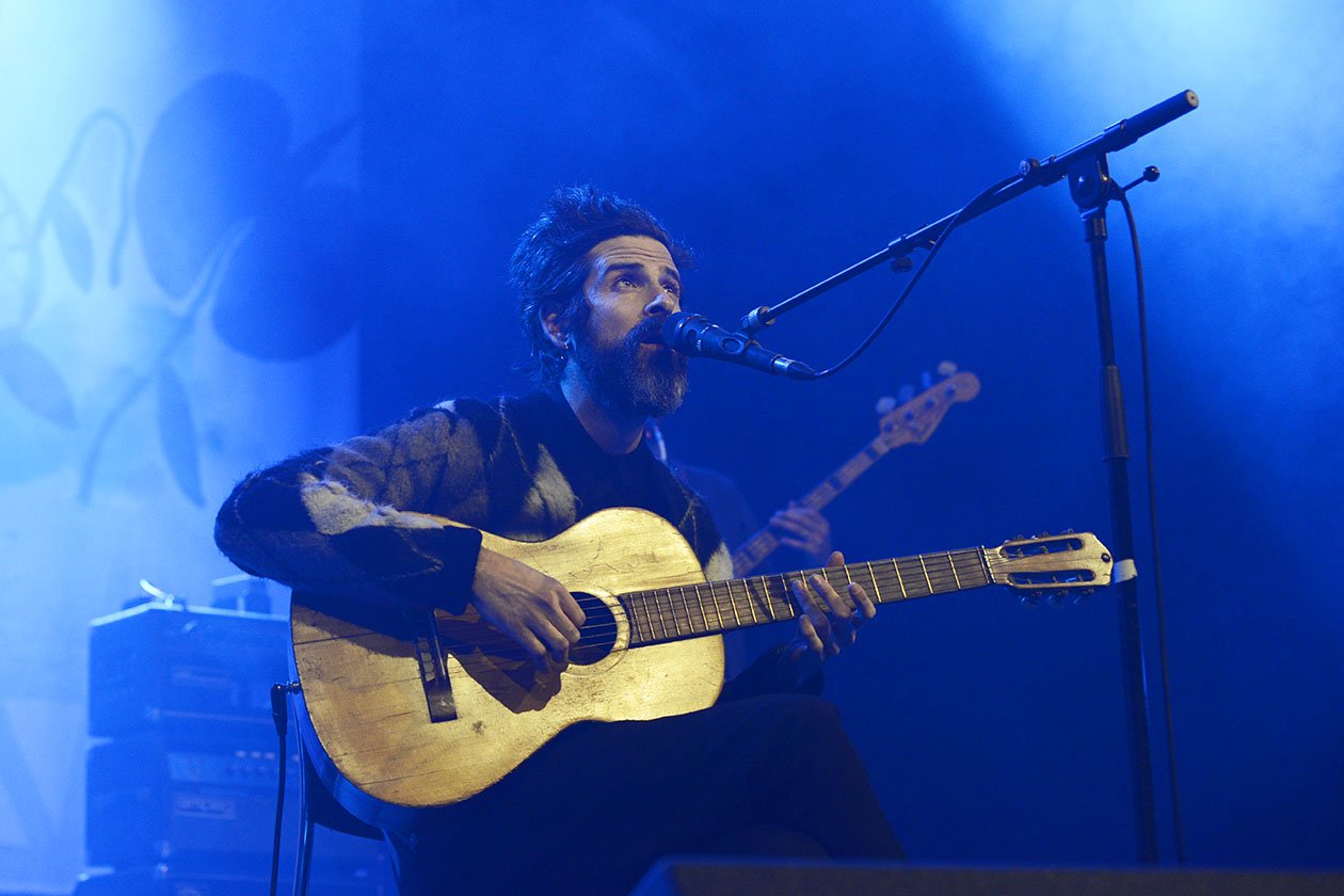 Devendra Der Devendra Banhart – ... Devendra Banhart mit der Akustischen. (3/10 ...