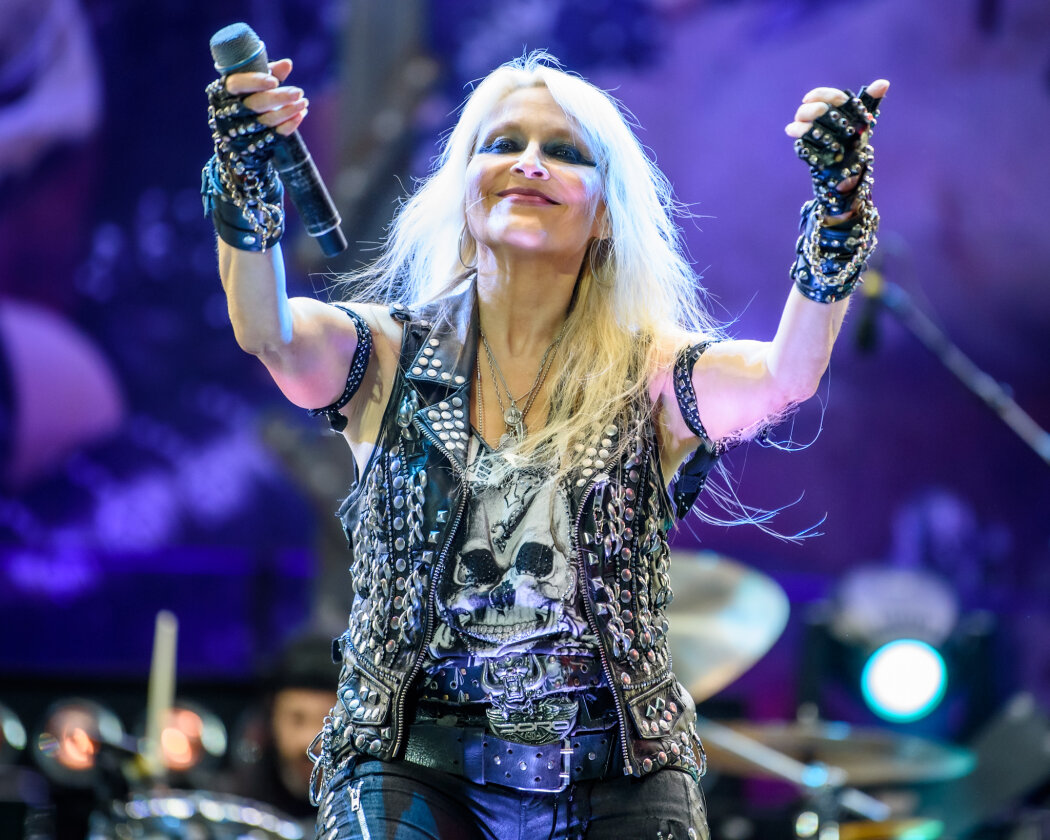 Die Metal-Gemeinde feiert 40 Jahre Doro - die Queen of Metal. – Doro.