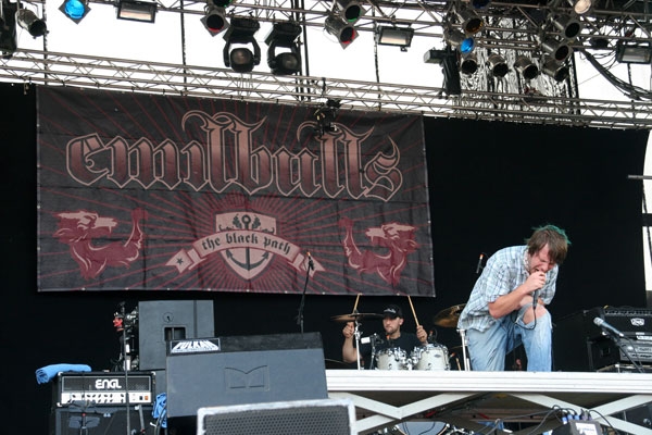 Emil Bulls – Brachten erdigen Rock auf das Festival. – 