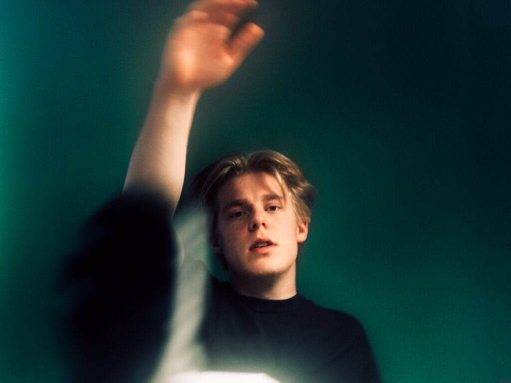 Ennio laut.de Band
