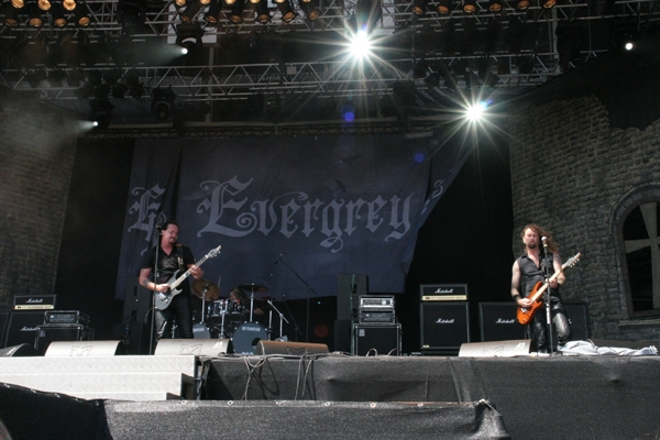 Evergrey – Die Schweden bieten eine klasse Mischungs aus Härte und Melodie. – 