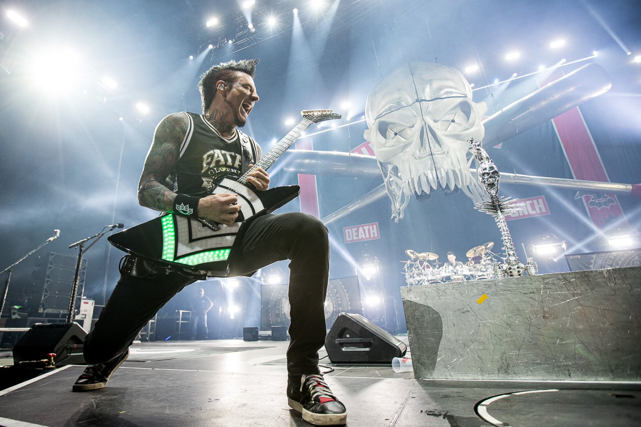 mitglieder von five finger death punch