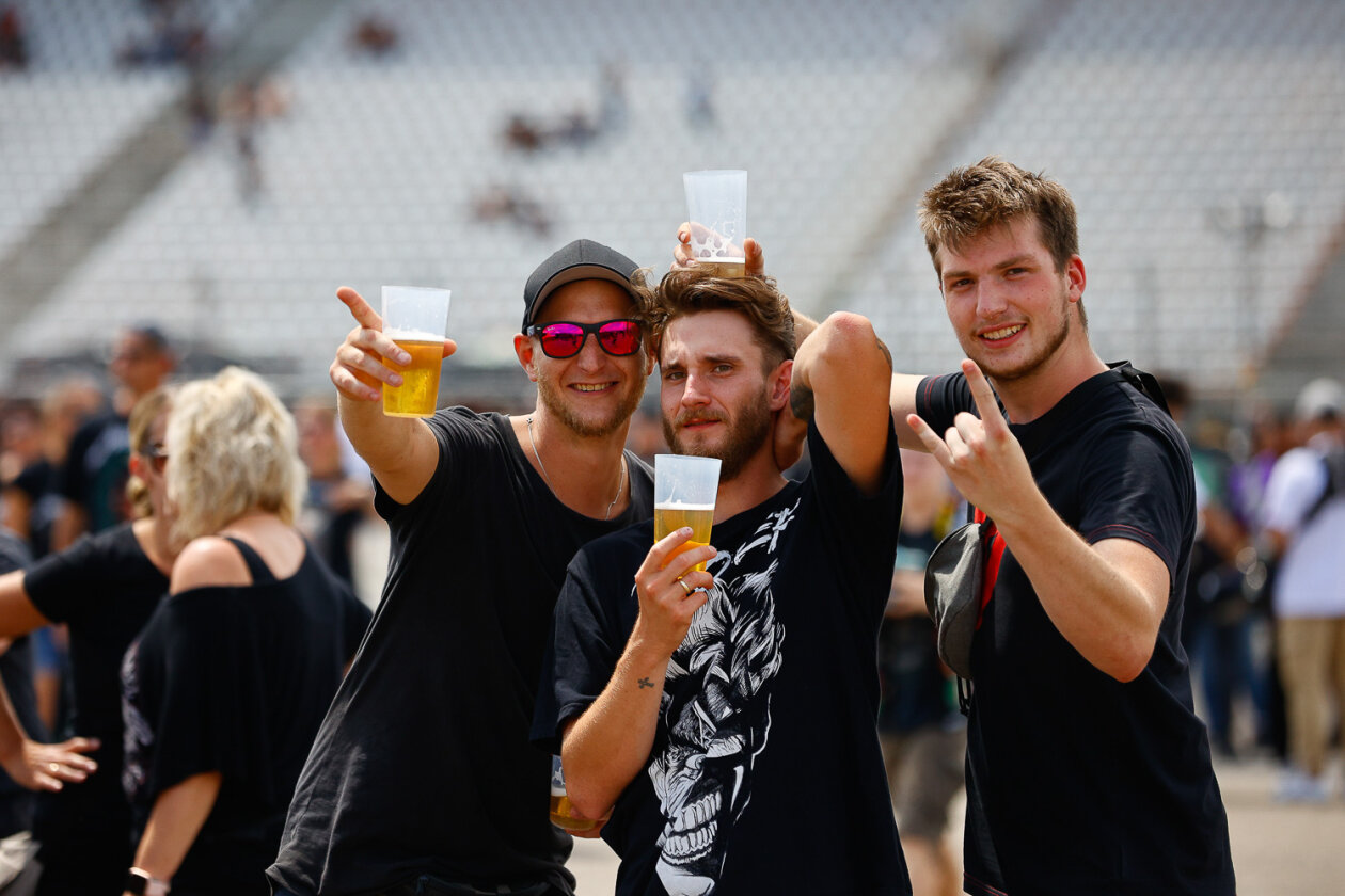 Metallica, Sabaton, Five Finger Death Punch u.a. bei der Premiere der deutschen Dependance des britischen Festivalklassikers. – Guten Tag und Prost vom Download Festival 2022!