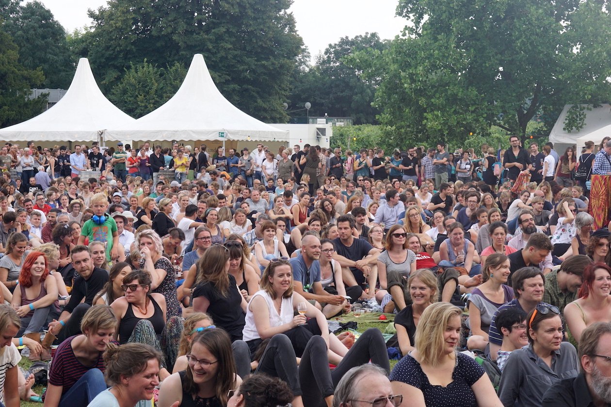 Gemütlich wie eh und je das Heimspiel Knyphausen 2016. (1/32