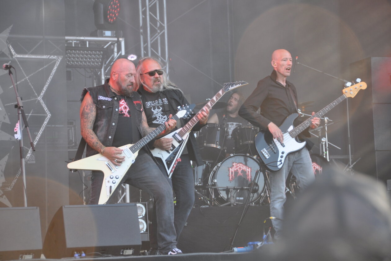 Düster, düster, am düstersten: Mayhem, Cannibal Corpse, Dismember, Alcest, Dark Funeral u.a. beim Extreme Metal-Festival in Thüringen. – Messiah.