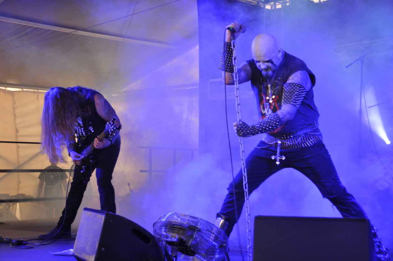 Düster, düster, am düstersten: Mayhem, Cannibal Corpse, Dismember, Alcest, Dark Funeral u.a. beim Extreme Metal-Festival in Thüringen. – Total Hate.