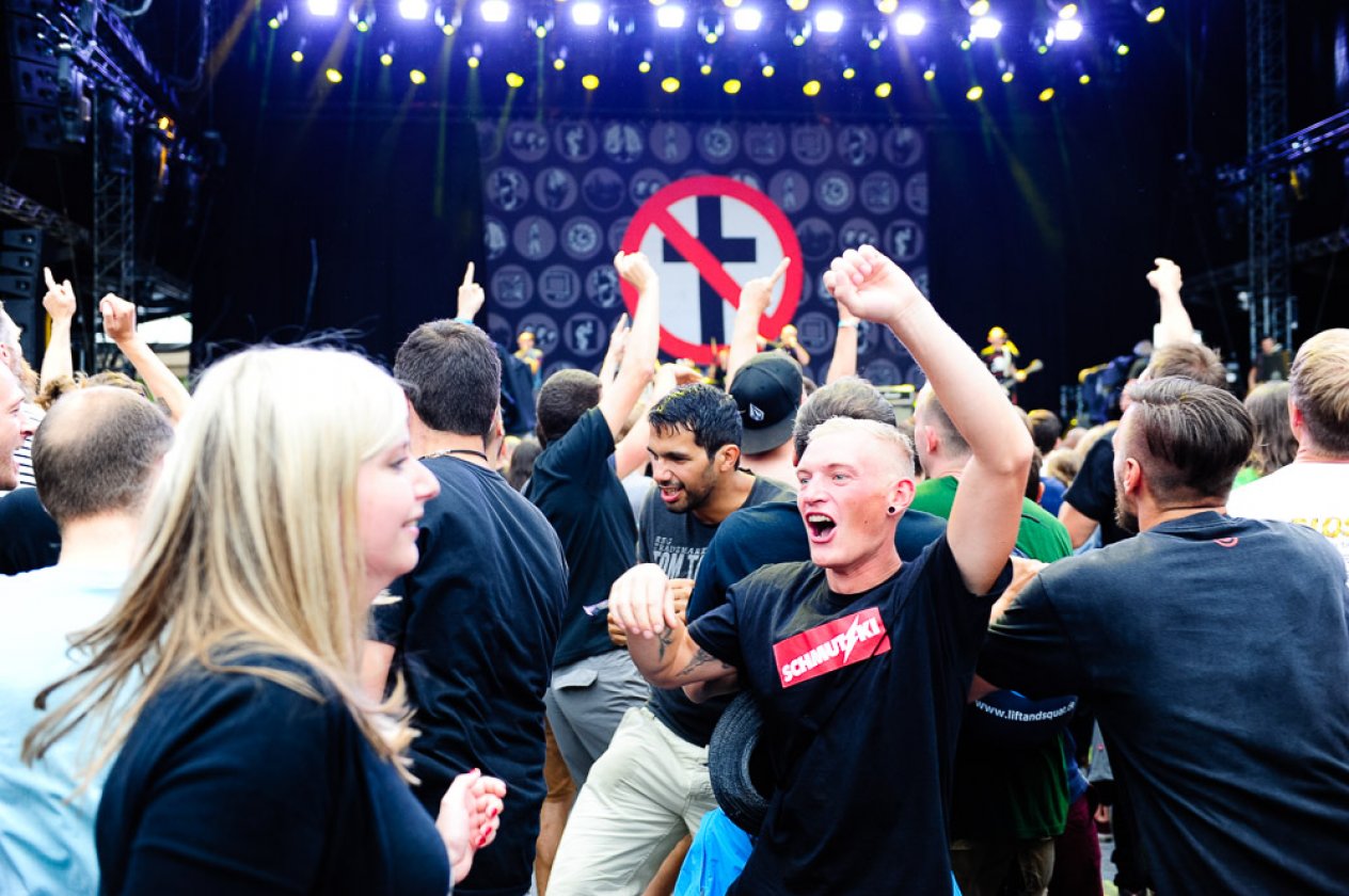 Muse, The Libertines, Bad Religion u.a. gratulieren zum Festivaljubiläum im Bodenseestadion. – Die Bad Religion-Party.