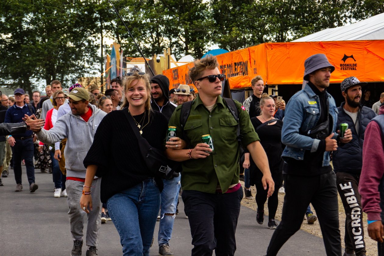 Fotos von einem der größten Festivals Europas - und das bei eisigem Wind Anfang Juli. – Roskilde 2019.