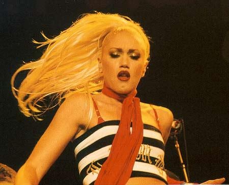 Gwen Stefani – (1/6) – Gwen Stefani mit No Doubt 2002 live in Köln