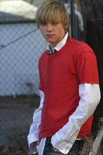 when do ben and leslie start dating