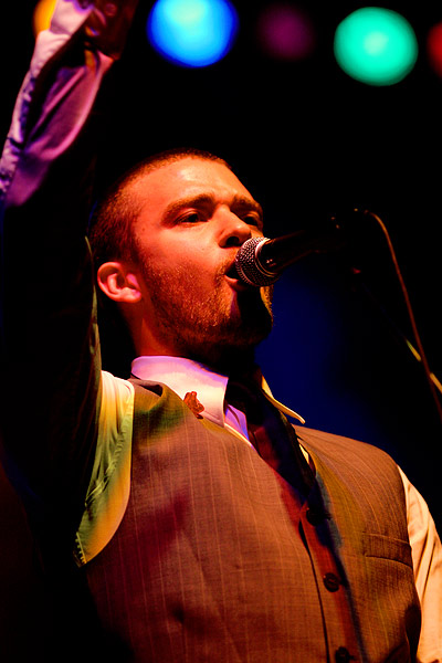 Justin Timberlake – Zwei Monate bevor das neue Album erscheint, besuchte Justin die Rheinmetropole. 2000 Fans feierten ihn. – 