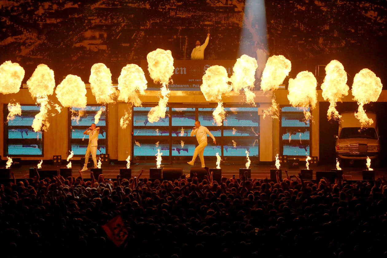 K.I.Z. – Moshpit bis zum Mischpult: K.I.Z auf "Rap über Hass"-Tour. – Fire ...
