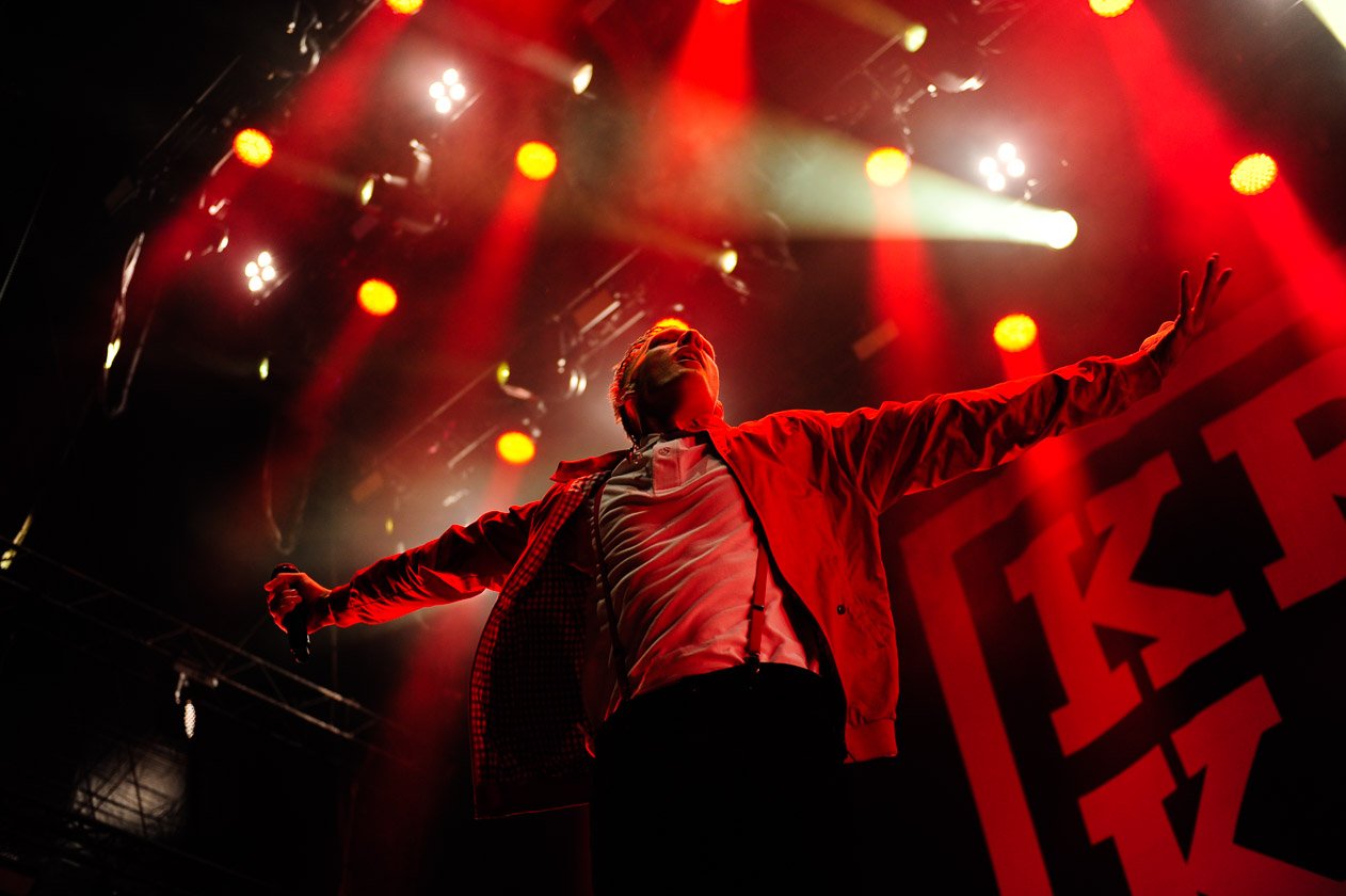 Kraftklub – Kraftklub. (10/11) – Ein Rock-Fest bei strömendem Regen ...