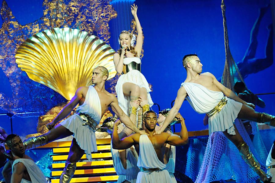 "Aphrodite – Les Folies" in Oberhausen, 2011. – Kylie Minogue