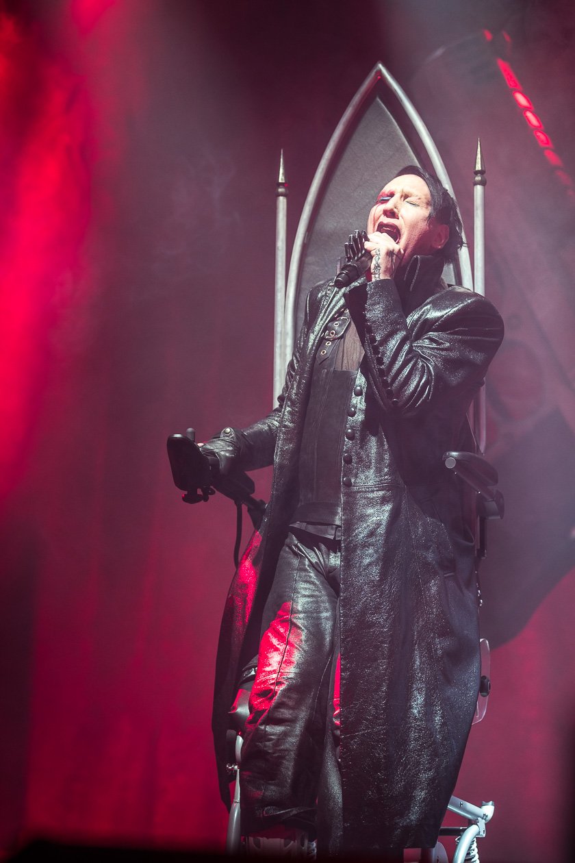Marilyn Manson – Marilyn Manson.
