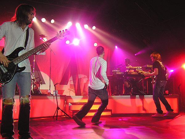 Maroon 5 – Schmusehits und fette Grooves in der ausverkauften Tonhalle. – 