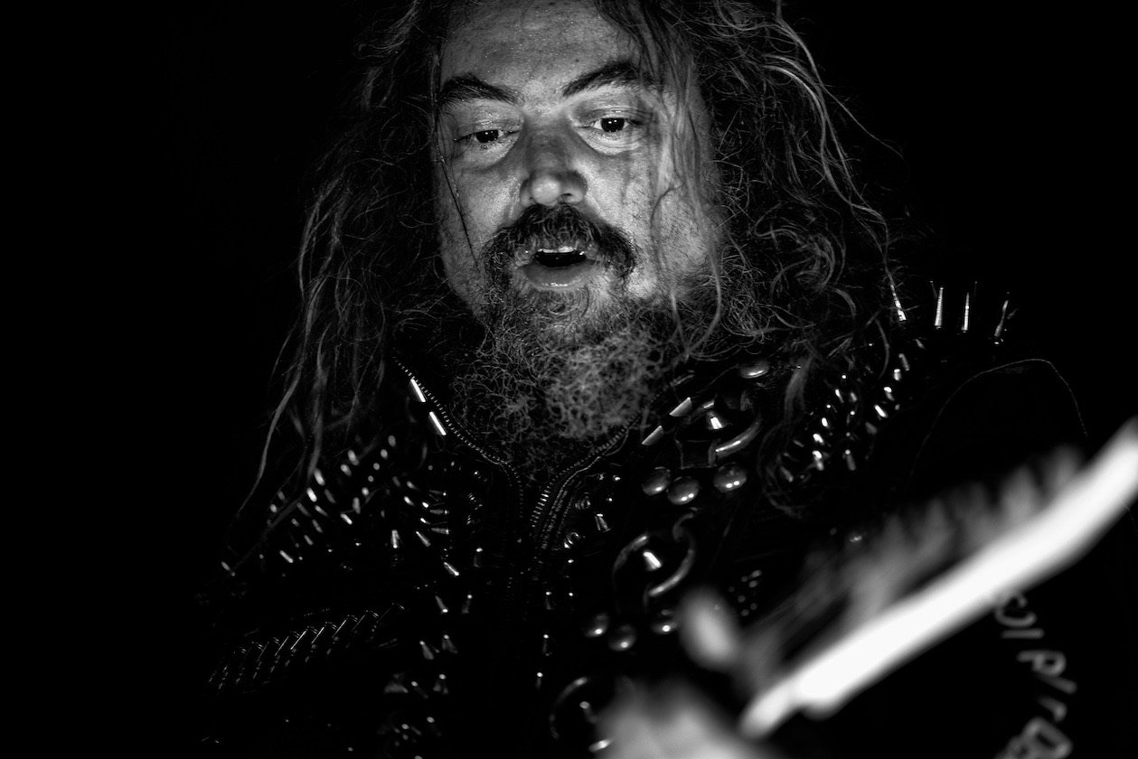Max & Igor Cavalera Max Cavalera. (11/15) Die MetalBrüder spielen