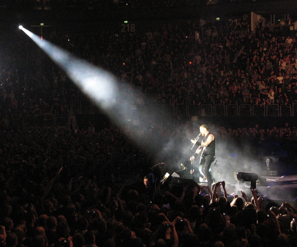 Metallica live beim Fan-Gig für "Death Magnetic" – 17.000 begeisterte Fans.