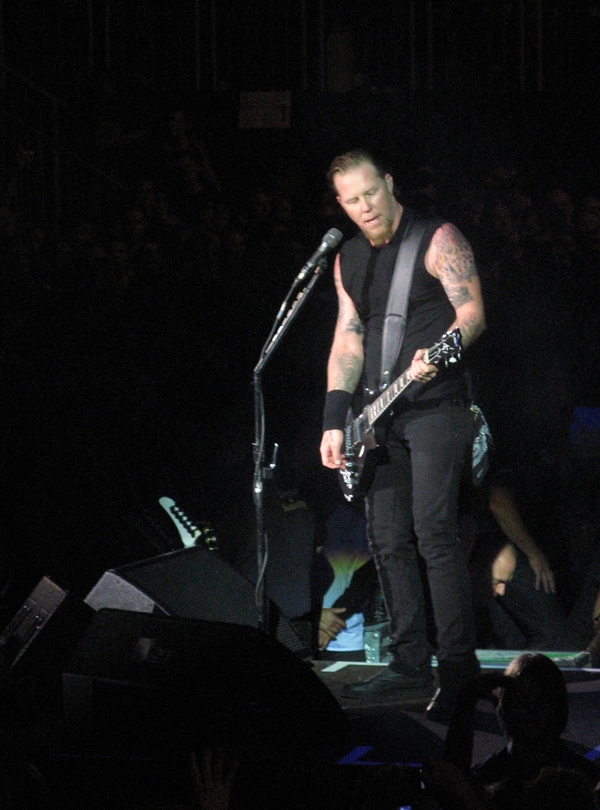 Metallica live beim Fan-Gig für "Death Magnetic" – James Hetfield