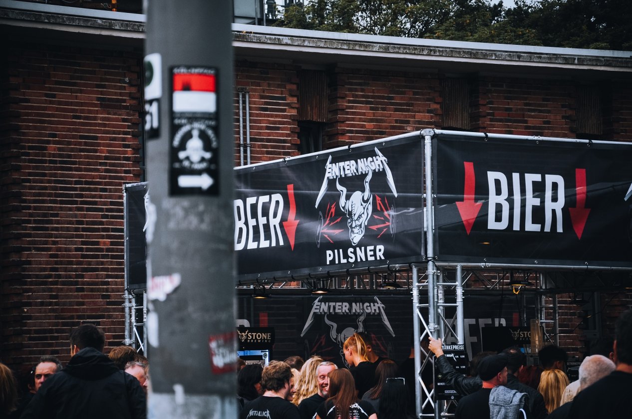 Metallica – Europe Awakens! Papa Het and Friends live in Köln. – Bier.