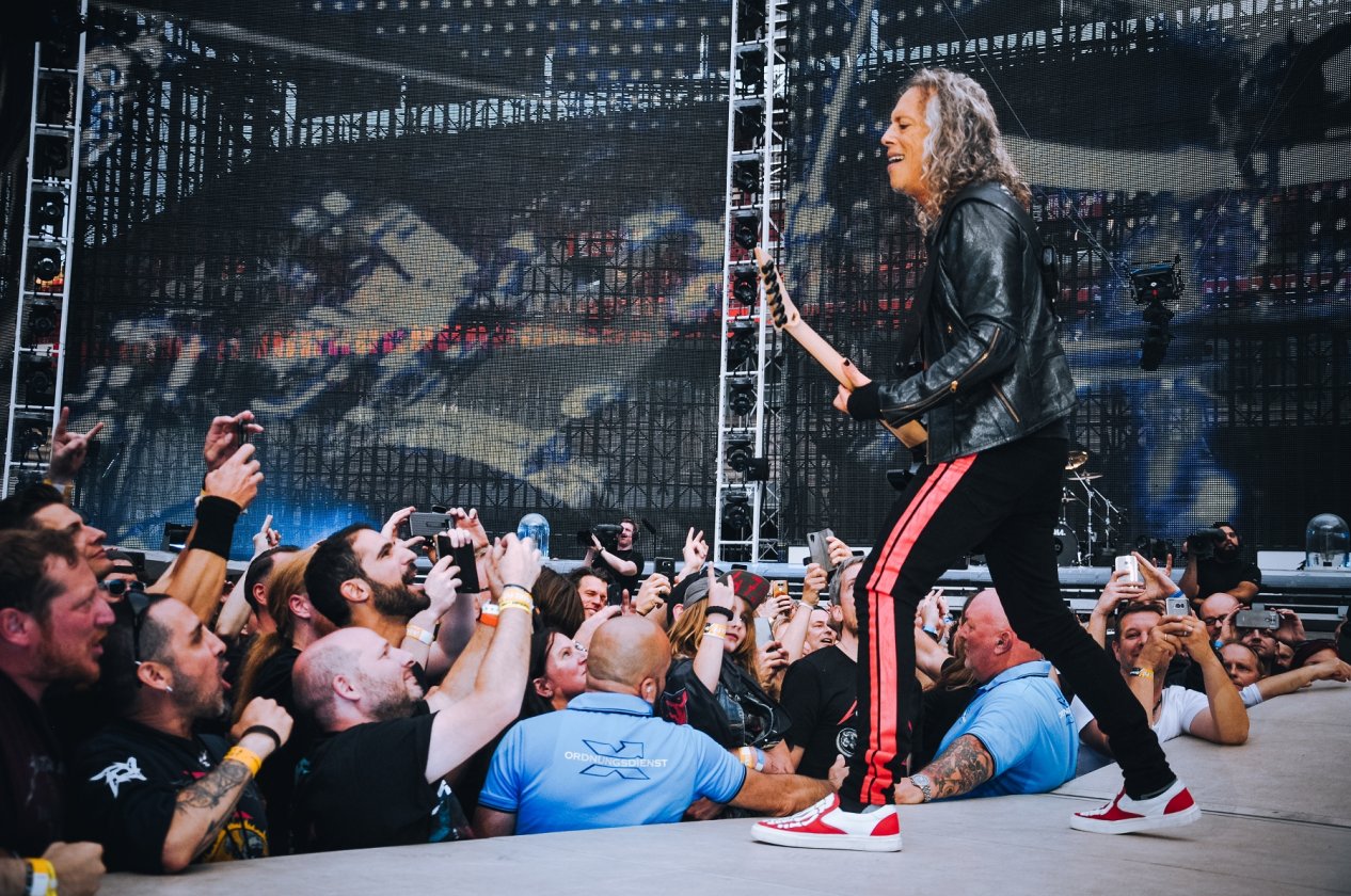 Metallica – Europe Awakens! Papa Het and Friends live in Köln. – Hammett.