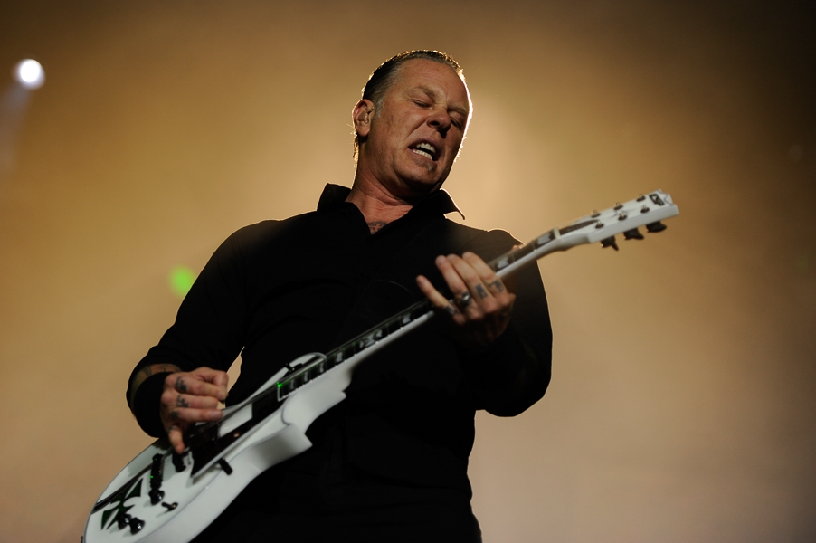 Metallica – Was geht bei dem Headliner schon schief?! – James Hetfield.
