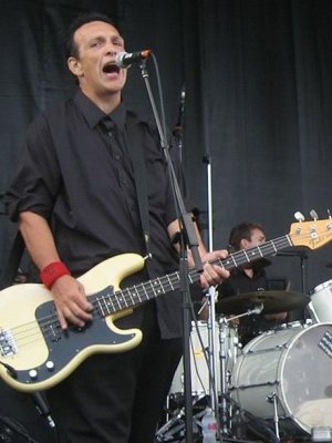 Adolescents: Bandgründer Steve Soto ist tot