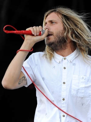Awolnation: Tanz-Clip zu