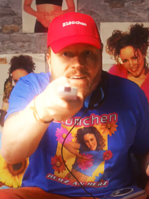 Blümchen: Verknallter Finch meldet