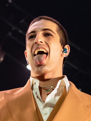 Charme und Schimpfwörter: Måneskin live in Berlin