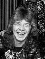 Clive Burr: Ehemaliger Iron Maiden-Schlagzeuger verstorben