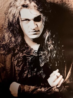 Cradle of Filth: Ex-Gitarrist Stuart Anstis gestorben