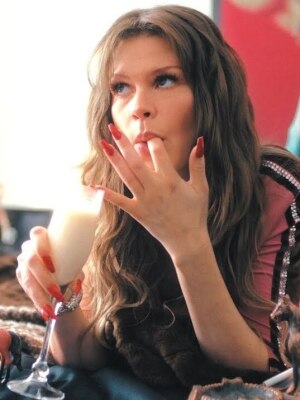 Doubletime: Ikkimel droht der Männerwelt