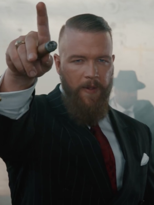 Kollegah: Zuhälterrapper feiert