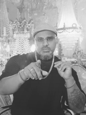 Massiv & Manuellsen: