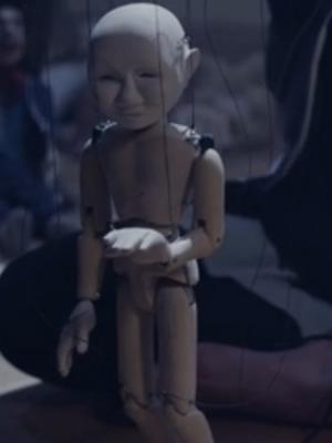 Modeselektor/Thom Yorke: Puppentheater in düsterer Kulisse