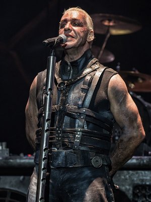 Rammstein-Album: Band postet Studio-Fotos
