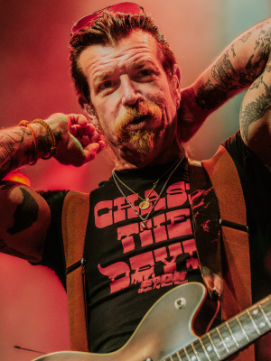 Schuh-Plattler: Jesse Hughes dementiert Trump-Support