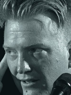 Schuh-Plattler: Josh Homme disst