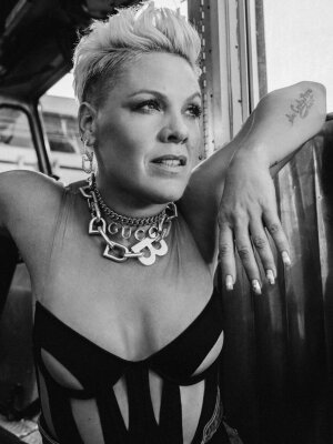 Star-Kollaboration : Marshmello Fields of Sting-Pink