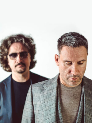 Videopremiere: The Damned Don't Cry -