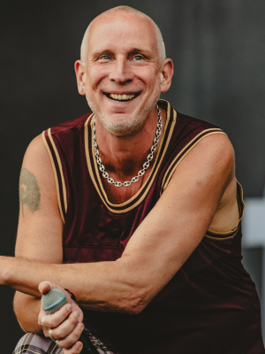 Vorchecking: Yungblud, Clawfinger, Kiev Stingl, FJØRT