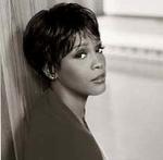 Whitney Houston: Singendes Bondgirl?