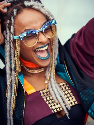 Yetundey: Neue Single, alles nur gekauft