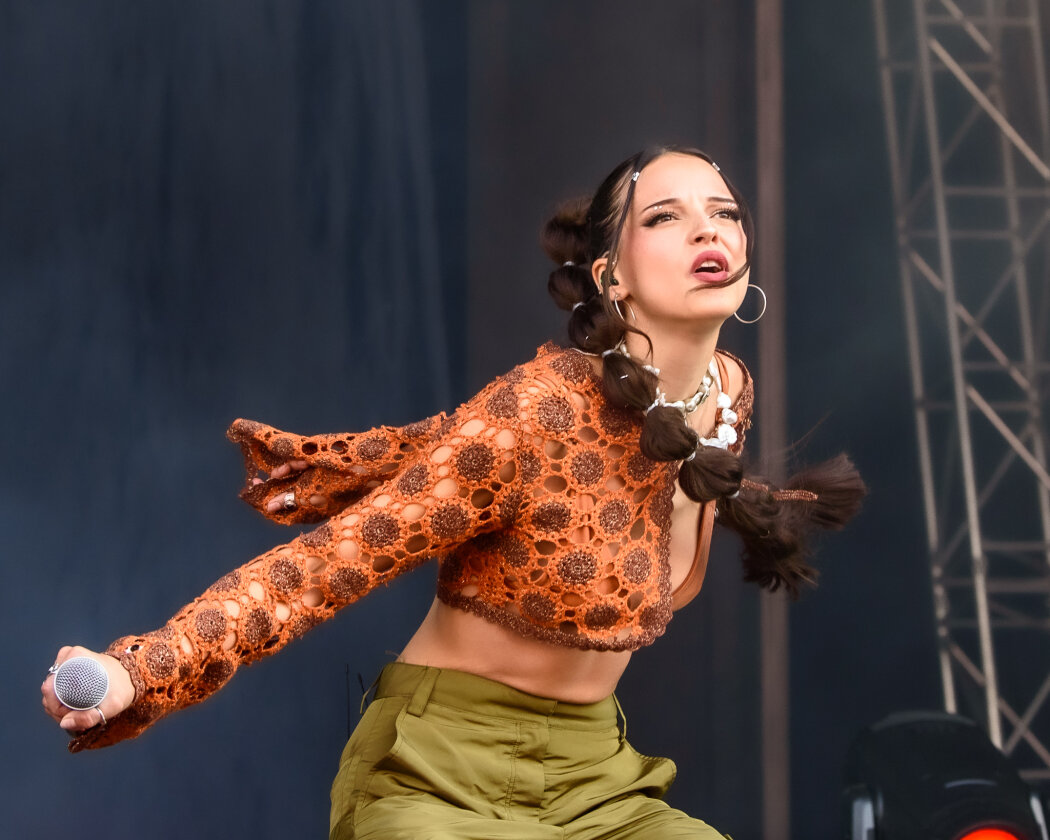 Nina Chuba Nina Chuba 12 18 Die Deutsche Rapperin Und S ngerin Nina Chuba Nina Chuba 12 18 Die Deutsche Rapperin Und S ngerin