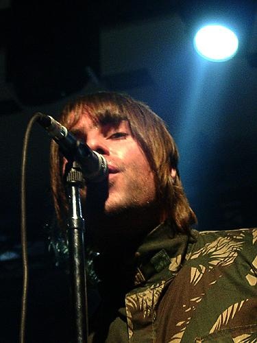 Oasis – Die Inseltwins bei ihrem Auftritt am 29.11.2002 im Messecentrum B. – Schaut wie sonst ...