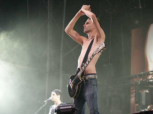 Placebo – Brian Molkos Mannen live im Berner Oberland als Co-Headliner vor Depeche Mode. – 